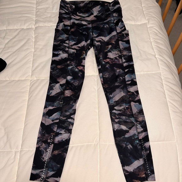 Lululemon Watercolor Leggings - Picture 6 of 7